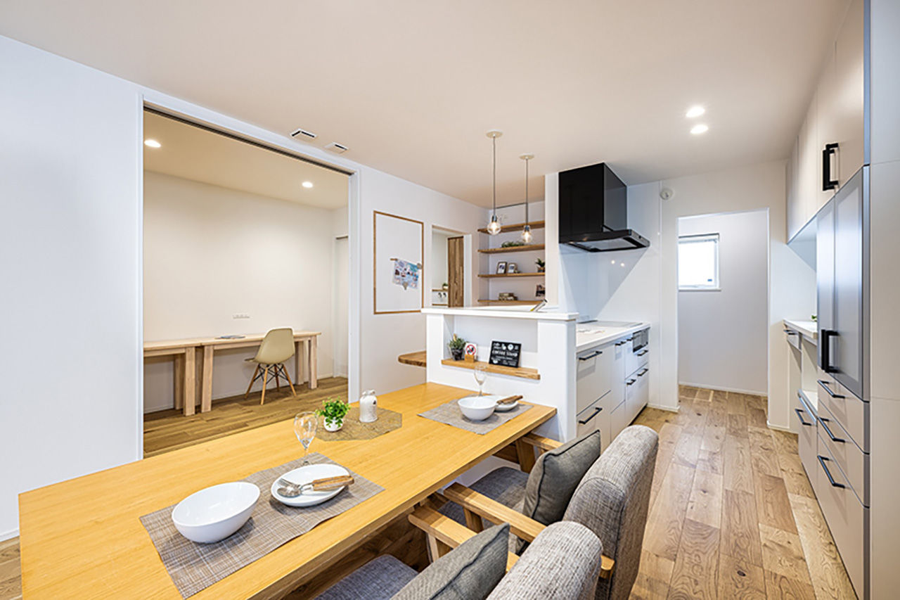 オフィスHanako 天然木材が気持ちいい広々間取りのお家の建築実例画像5