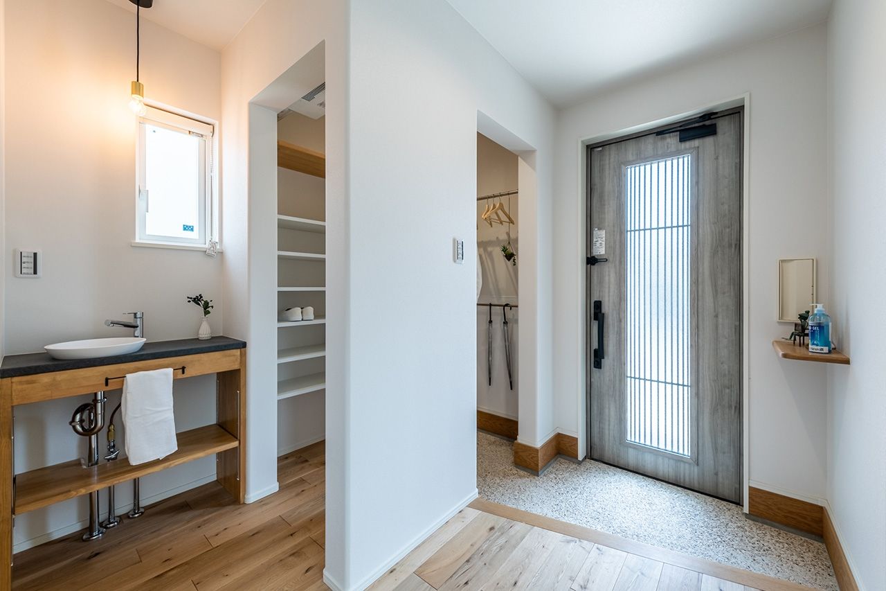 オフィスHanako 住むほどに味わい深い住まい無垢床の心地よいおうちの建築実例画像2