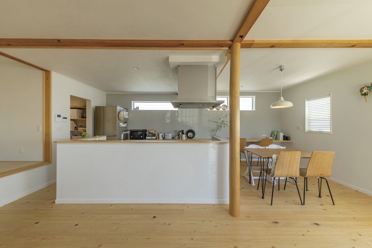 木楽自然工房　檜乃アットホーム 【2200～2299万円】吉野檜に包まれて紡ぐ家族との時間。ずっと健やかな暮らしを叶える無垢材の家の建築実例画像3