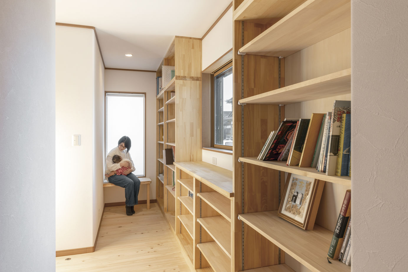 木楽自然工房　檜乃アットホーム 【2000～2499万円】檜の美しさと風合いを愉しむ社長と妥協なく叶えた無垢の家の建築実例画像4