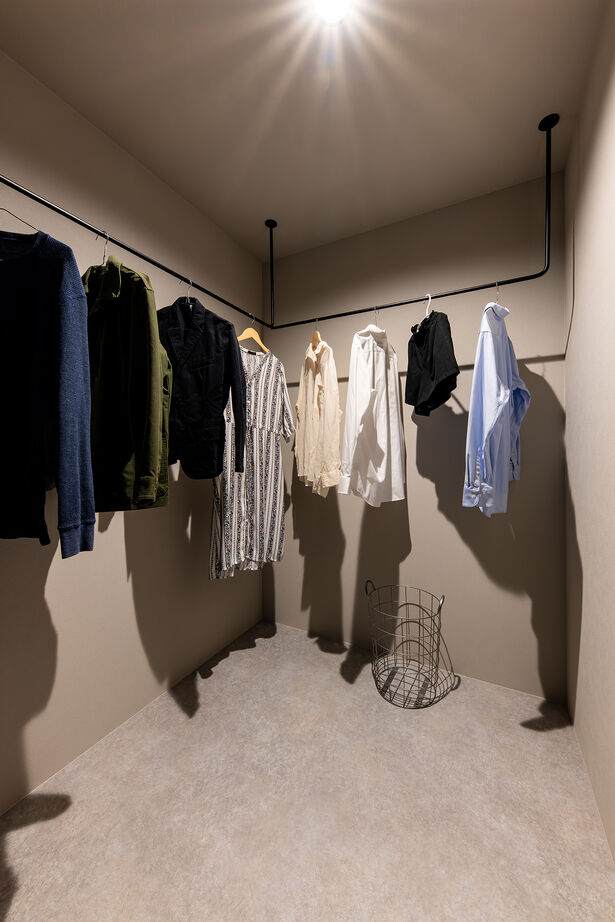 スタイルハウス ギャラリーのような洗練された平屋のガレージハウスの建築実例画像8