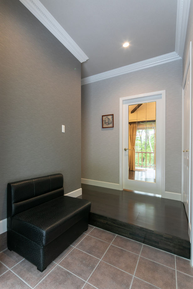 シスクホーム 【平屋/高気密・高断熱/ウッドデッキ/薪ストーブ】鳥のさえずりを聞きながら、木々の中で過ごす家の建築実例画像2