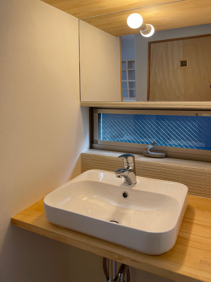 やすら木ほーむ（五藤社寺建設） 【岐阜市×無垢材×珪藻土×狭小地】間口6ｍの狭小地でも２階リビング＆スキップフロアで収納もいっぱい！の建築実例画像8