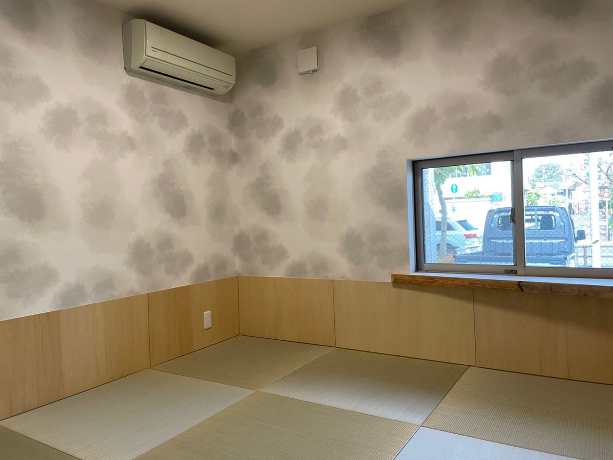 やすら木ほーむ（五藤社寺建設） 【岐阜市×無垢材×珪藻土×狭小地】間口6ｍの狭小地でも２階リビング＆スキップフロアで収納もいっぱい！の建築実例画像9