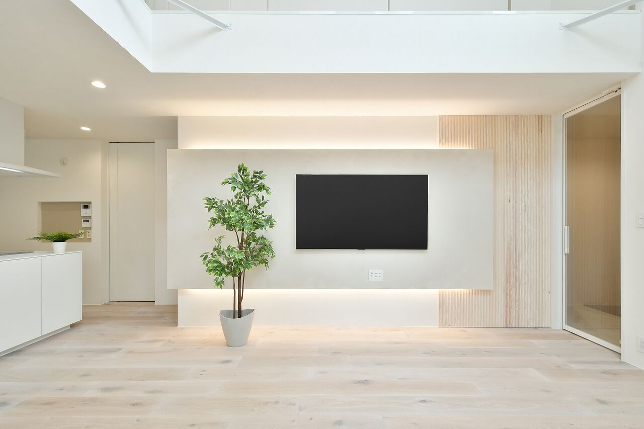 尾崎工務店 【3000万円以下/40坪以下/回遊動線/吹抜】個性的なファサードが目を惹く、さんかく入口の家の建築実例画像4