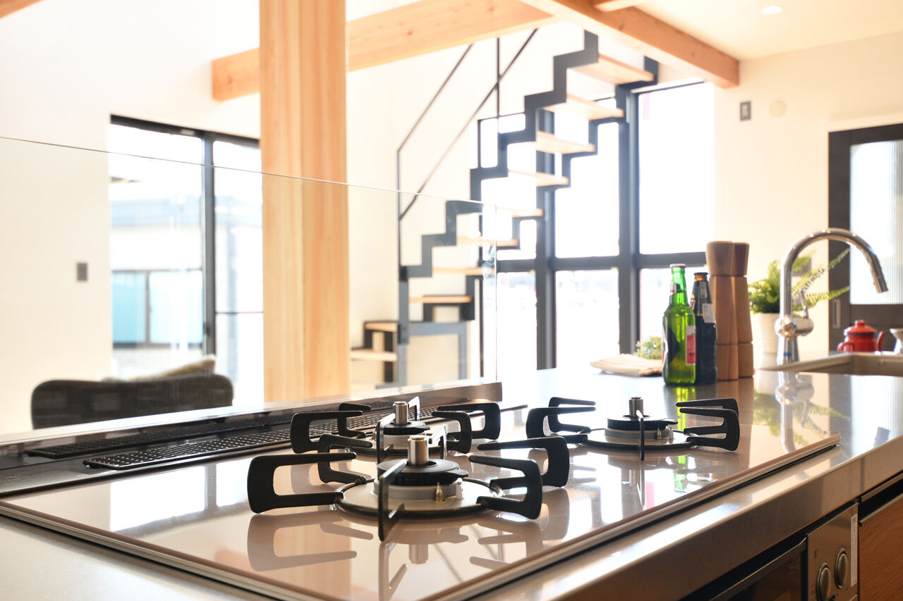 尾崎工務店 【3000万円以下/40坪以下/吹き抜け/オープン階段】家族の一体感を感じられる、開放感あふれる家の建築実例画像10