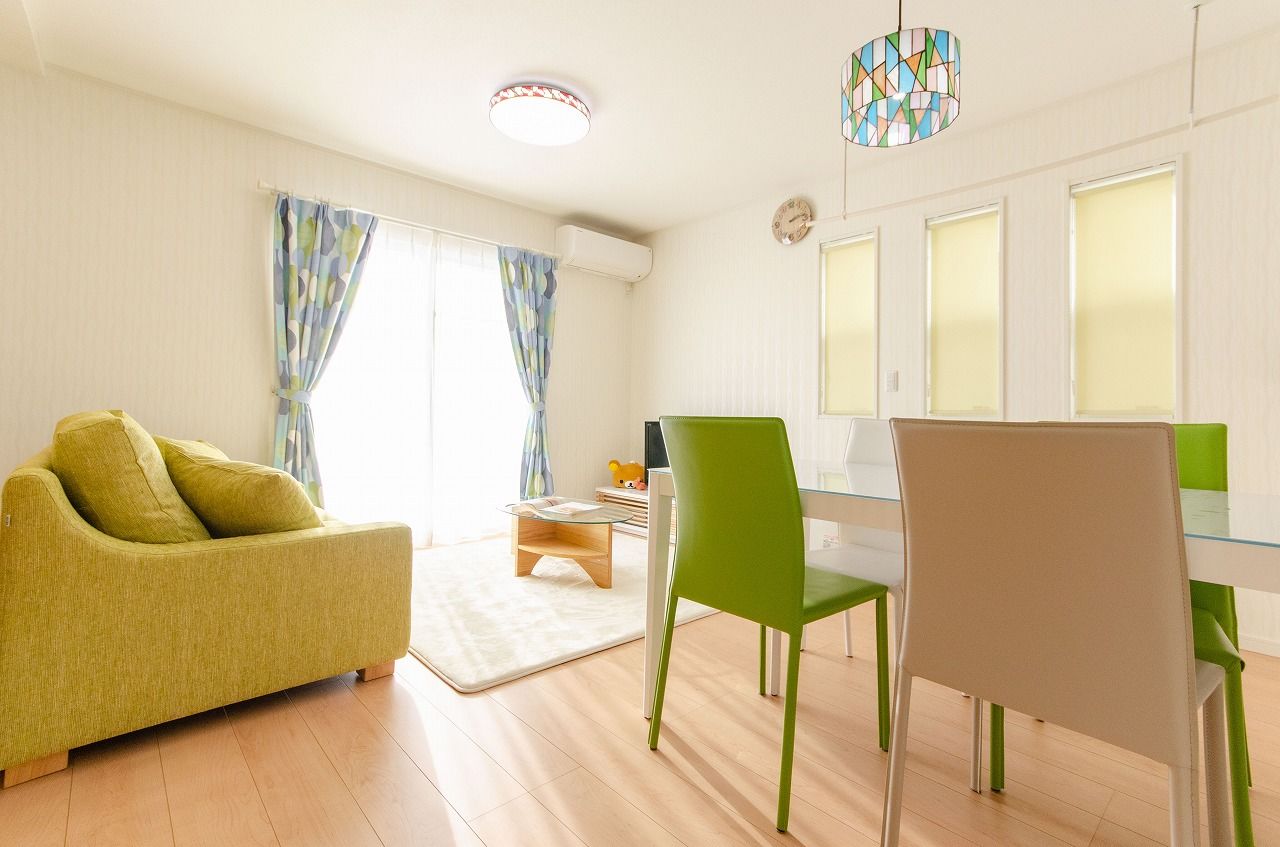 ファイブイズホーム 【坪単価61.5万円】小上がり畳スペース/1階に大容量ウォークインクローゼットを設置し収納にこだわったお家の建築実例画像5