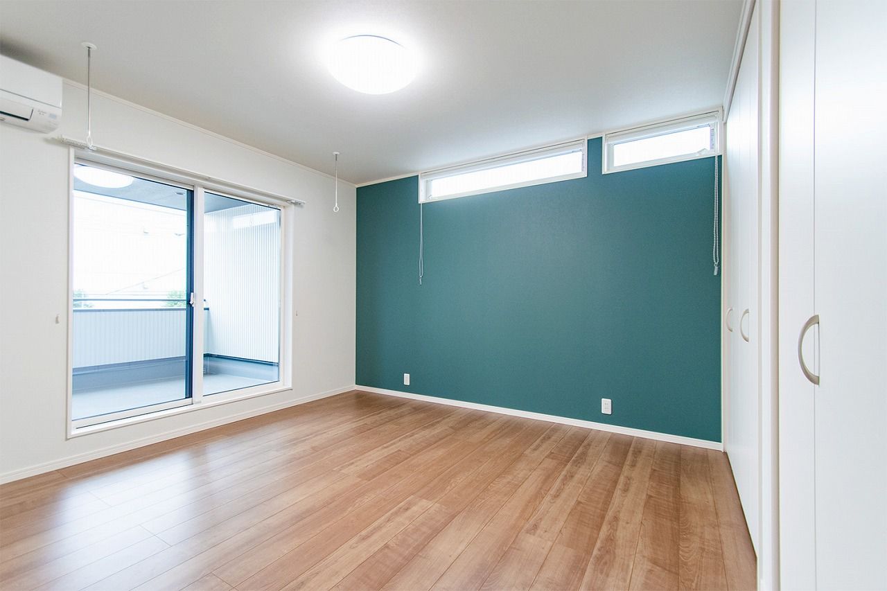 ファイブイズホーム 【坪単価46.1万円】スタイリッシュな外観とナチュラルな内観。好みのスタイルで理想を叶える/店舗併用住宅の建築実例画像6