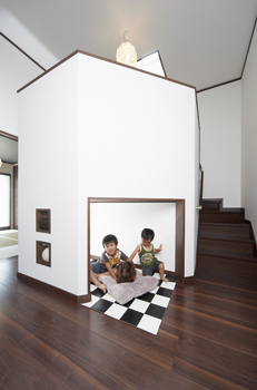 Home＆nico(ホームアンドニコ) スキップフロアの書斎や愛犬スペースなど、楽しさがいっぱい詰まったスタイリッシュな「平屋の家」の建築実例画像4