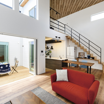 Home＆nico(ホームアンドニコ) 【愛知県/2000万円台/平屋/間取り図有】中庭とつながる高天井リビングの開放感！パッシブデザインの平屋の建築実例画像2