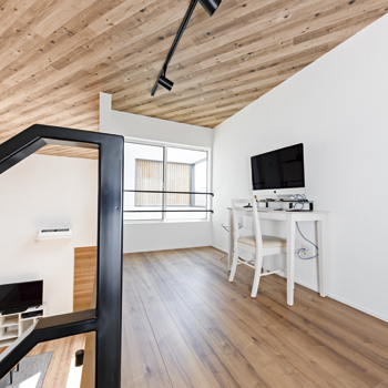 Home＆nico(ホームアンドニコ) 【愛知県/2000万円台/平屋/間取り図有】中庭とつながる高天井リビングの開放感！パッシブデザインの平屋の建築実例画像7