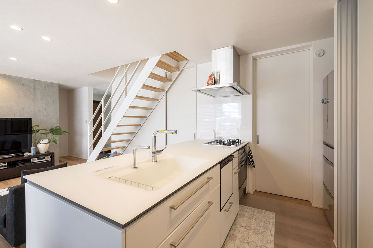 Home＆nico(ホームアンドニコ) 【愛知県/2000万円台/間取り図有】明るい大空間リビング！外付けブラインドが映えるパッシブデザイン住宅の建築実例画像4