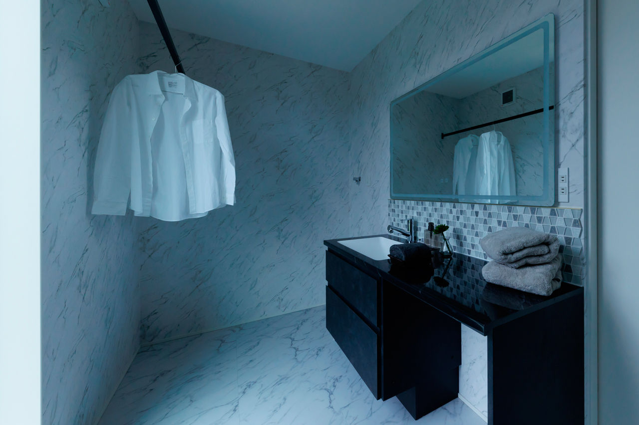 Home＆nico(ホームアンドニコ) 【愛知県／30坪台／吹抜けLDK】ラグジュアリー感あふれる32.8畳LDK。鉄骨階段が映える吹抜けの大空間の建築実例画像8