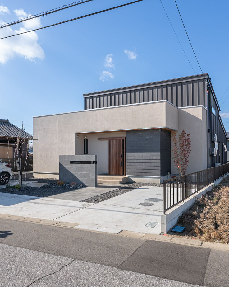 Home＆nico(ホームアンドニコ) 【愛知県/平屋/37坪/高気密・高断熱】小さなエアコン1台でも快適に。大工の父と築いた平屋の建築実例画像2