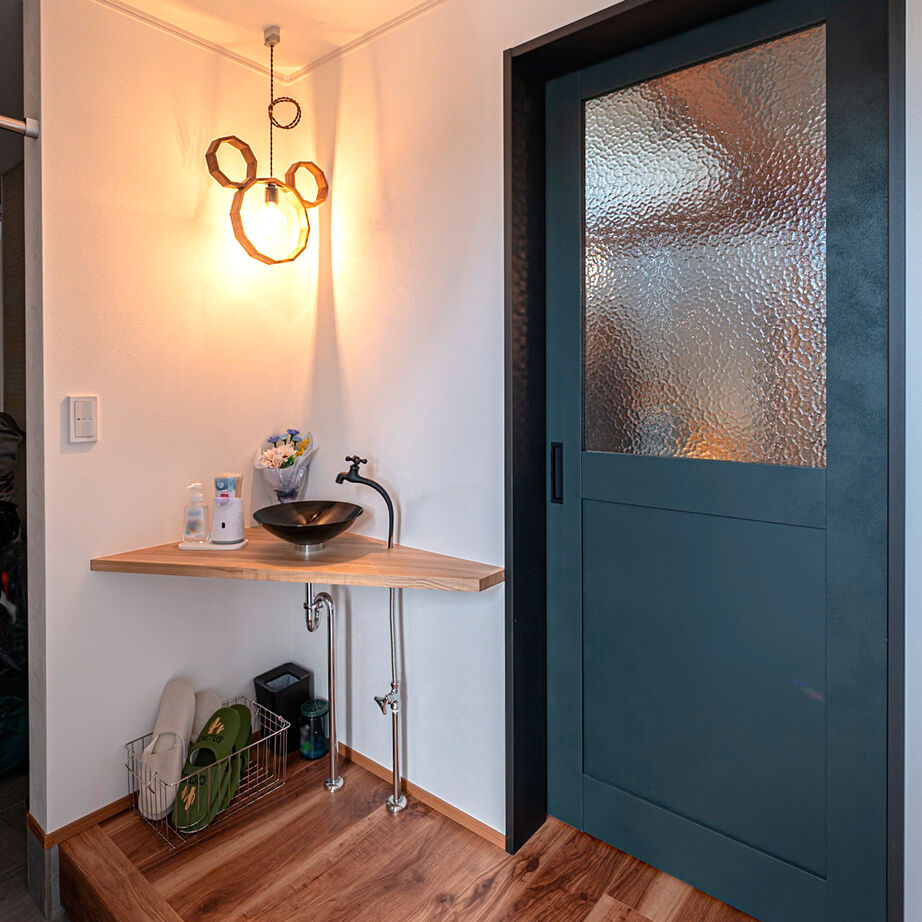 Home＆nico(ホームアンドニコ) 【吹抜けLDK×アイランドキッチン×薪ストーブ】滑り台や隠し扉も？「もう！ワクワクが止まらない家です」の建築実例画像8