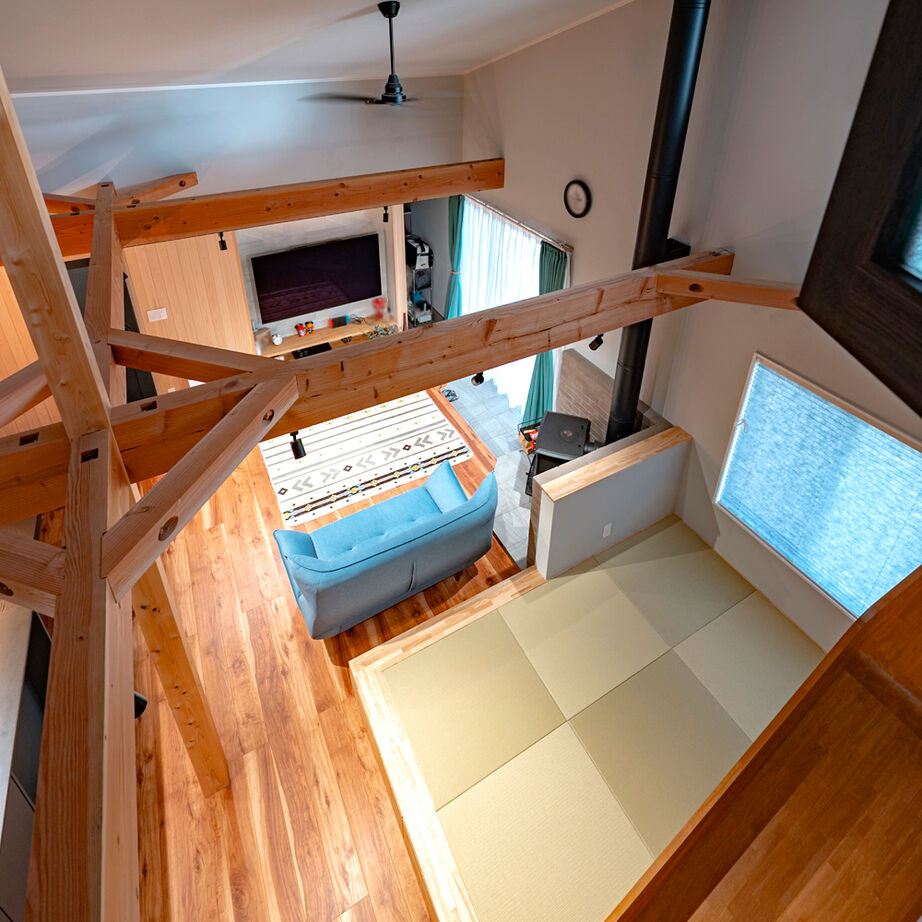 Home＆nico(ホームアンドニコ) 【吹抜けLDK×アイランドキッチン×薪ストーブ】滑り台や隠し扉も？「もう！ワクワクが止まらない家です」の建築実例画像13