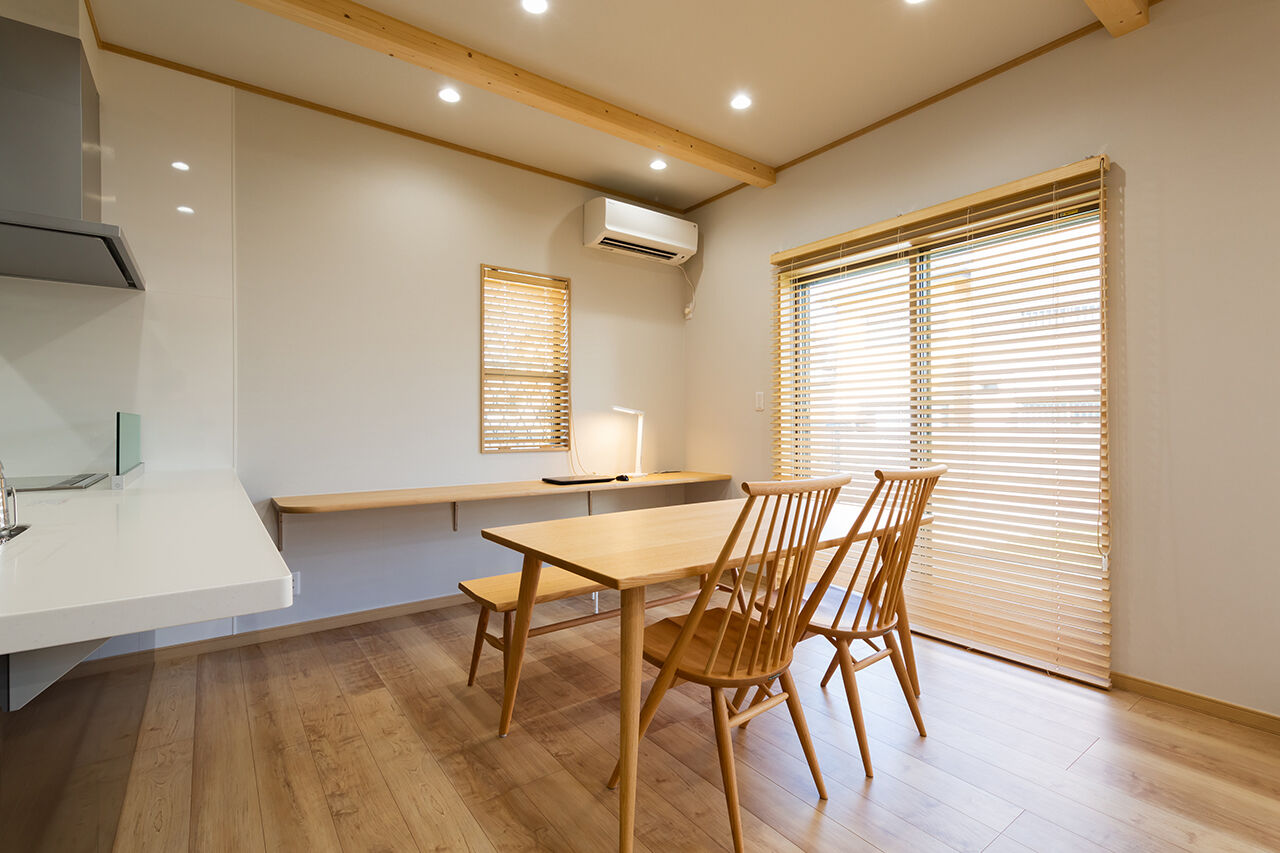 システムホーム 【2000万円台／平屋／収納充実／間取図】将来を見据えたバリアフリー。部屋とLDKとデッキをつないで広々の建築実例画像5