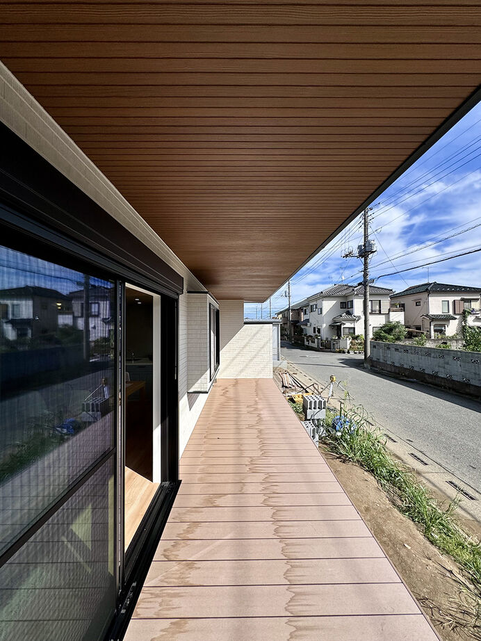 システムホーム 【3000万円台／平屋／間取図】深い軒とウッドデッキで外とつながる。和×ナチュラルフレンチモダンの住まいの建築実例画像10