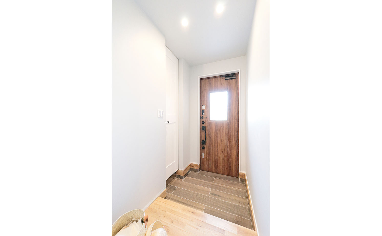 ジェネシス 【UA値0.55/2000万円台/31.4坪】狭小地で設計の工夫が光る。北欧スタイルで統一された心地よいZEH仕様住宅の建築実例画像10