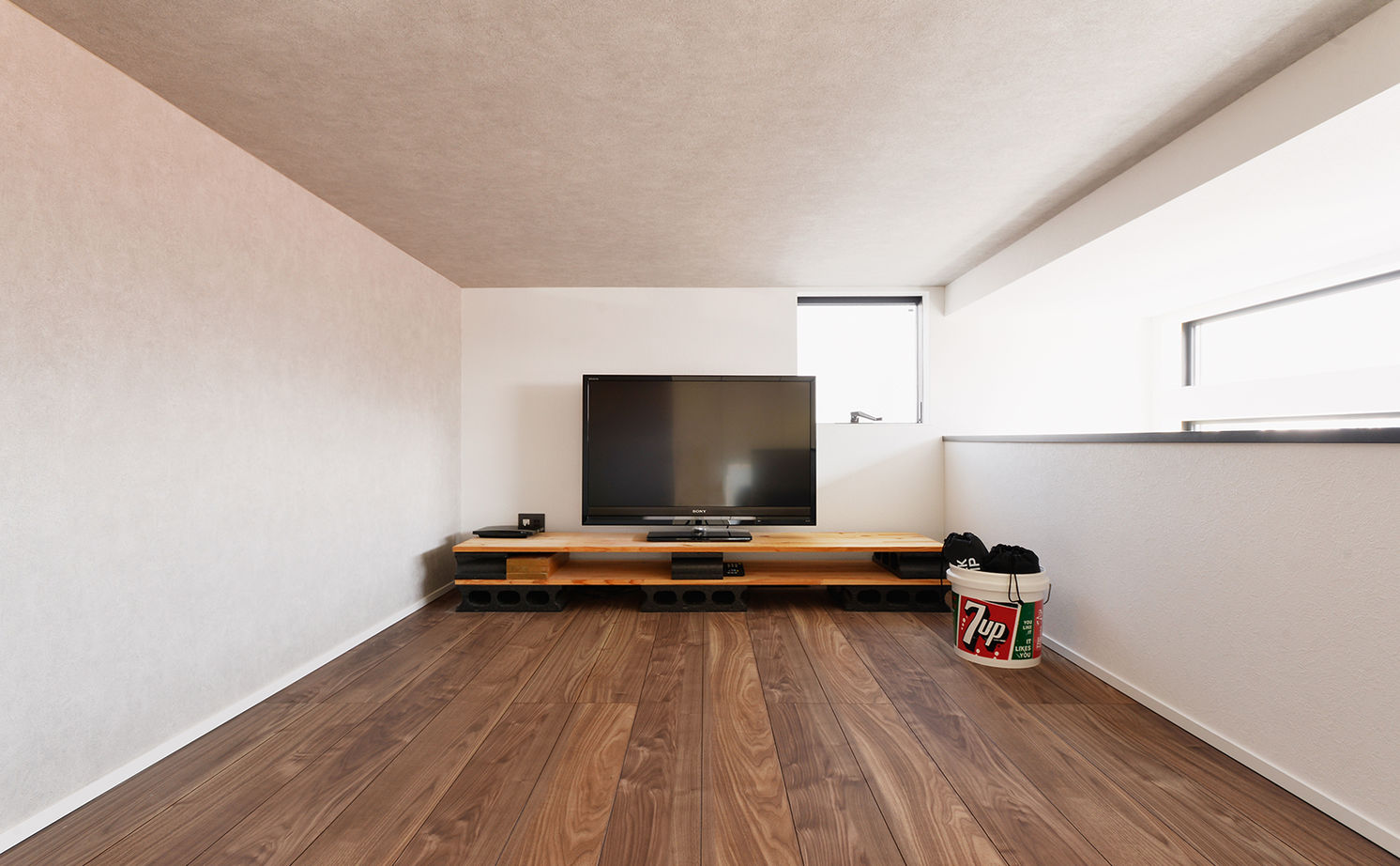 ジェネシス 【間取り有】狭小・旗竿地に欲しいものをぎゅっと詰めて。家族が集まる、クールな２階LDKの家の建築実例画像7