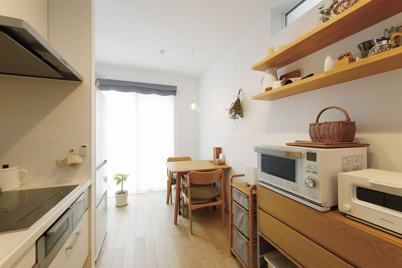 ジェネシス 【狭小地・間取り有】都心の駅近の土地は間口2.5m。予算を抑え、やりたいことを叶えた建坪約７坪の家の建築実例画像3