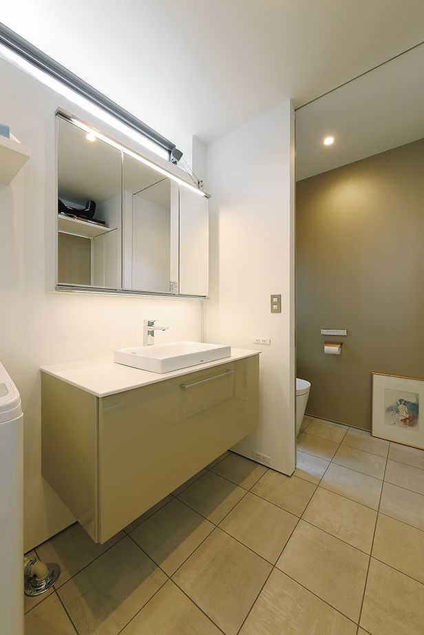 ジェネシス 【3100万円台/延床25.9坪/SE構法/間取り図】ウッドデッキにつながる窓と吹抜けのある明るいLDKの家の建築実例画像9