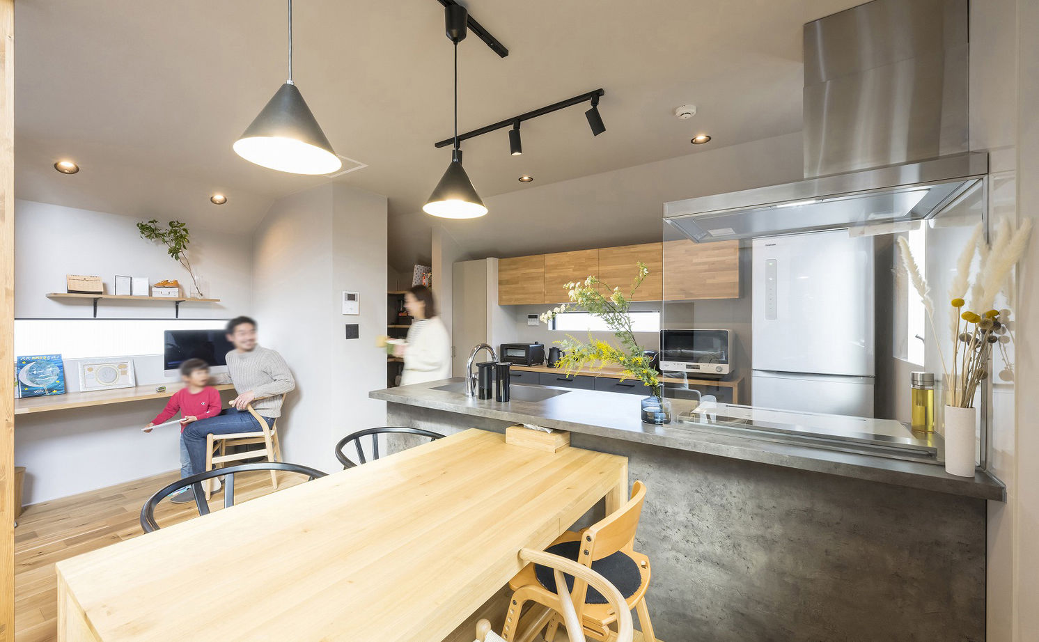 ジェネシス 【間取り有】住宅街の旗竿地に、好きとこだわりを散りばめて。暮らしたい街でマイホームを手に入れるの建築実例画像2