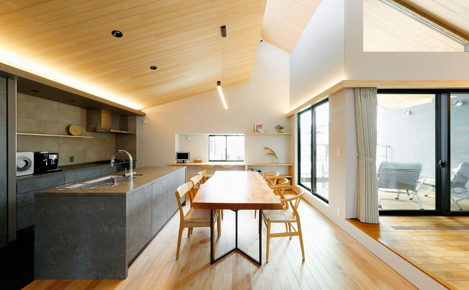 ジェネシス 【UA値0.46/C値0.6/間取り有/32.5坪】友人の建築士も交えてチームで実現。環境に配慮した省エネ・ZEH住宅の建築実例画像6