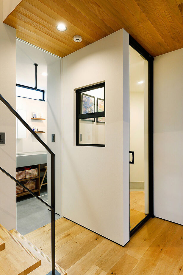 ジェネシス 【延床27.6坪・高断熱】私道の奥に現れるエッジの効いた外観。デザインありきで設計したクールで快適な家の建築実例画像5