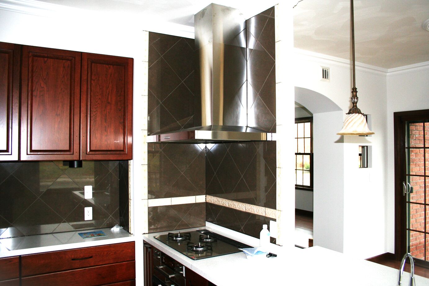 小林住工 【札幌市/ビルトインガレージ/レンガ】無垢材をふんだんに使用した輸入住宅風のレンガの家の建築実例画像7