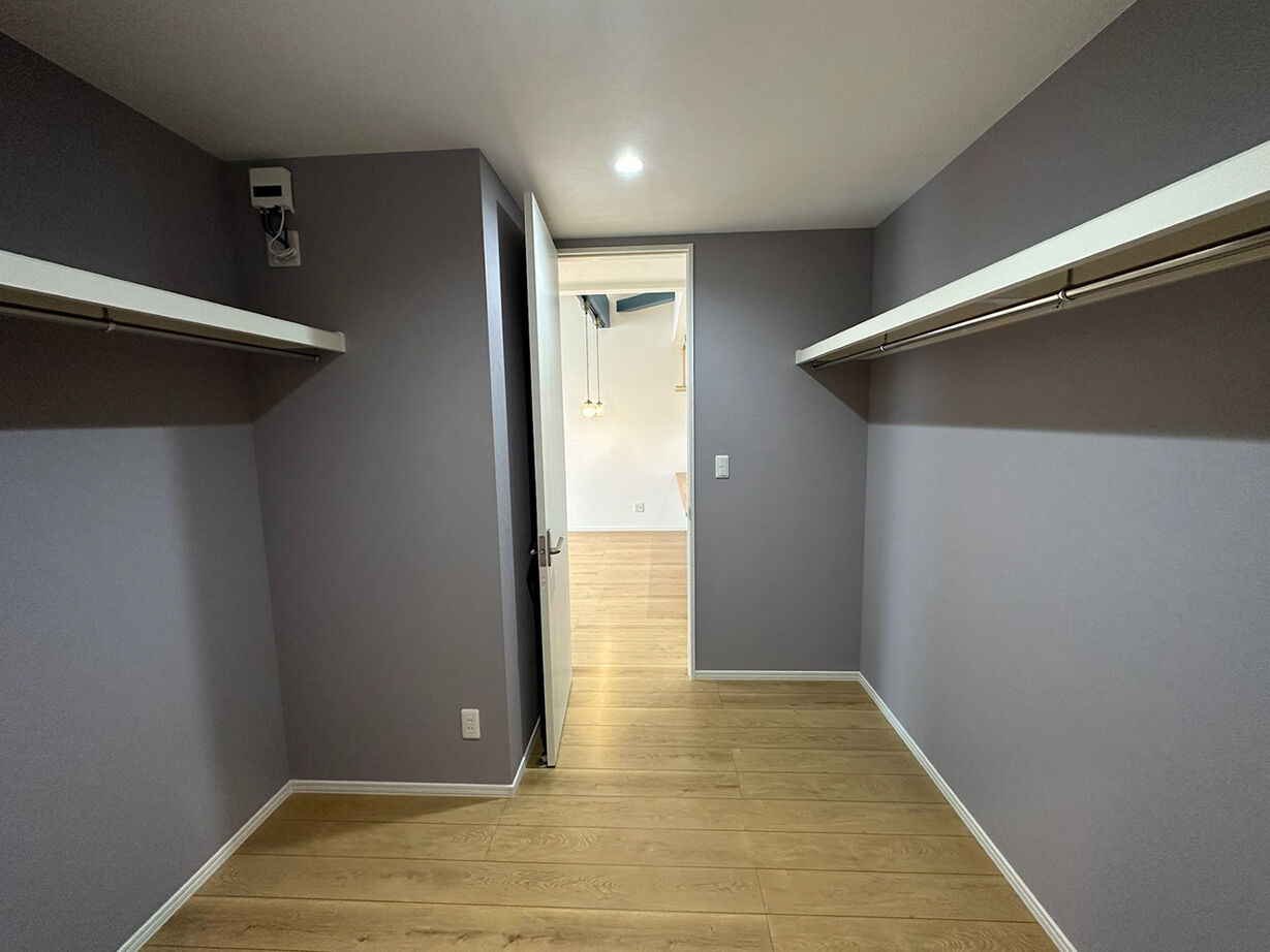 小林住工 【レンガの家／２階LDK／店舗併用住宅】お気に入りのレンガの外観。ロフト付きで収納充実+家事ラク！の建築実例画像7