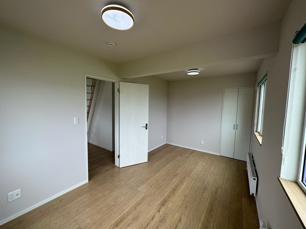 小林住工 【レンガの家／２階LDK／店舗併用住宅】お気に入りのレンガの外観。ロフト付きで収納充実+家事ラク！の建築実例画像8