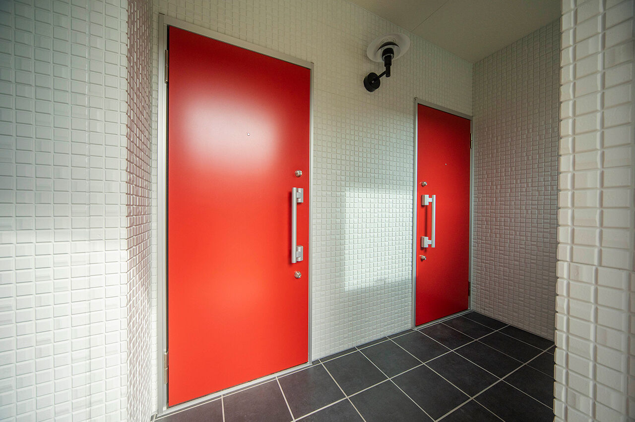 小林住工 【小樽市/2階リビング/レンガ/らせん階段】小樽の街並みや海の景色を存分に楽しめるレンガの家の建築実例画像9