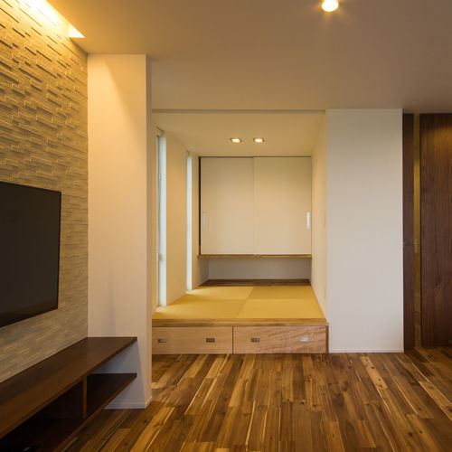 NASUホーム/那須土木 【間取り図有/52坪/2700万円】傾斜地を生かした高低差のある設計が自然豊かな景観を取り込んだ暮らしを実現の建築実例画像4