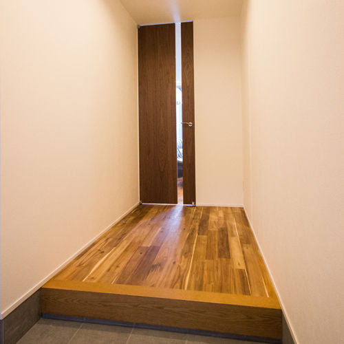 NASUホーム/那須土木 【間取り図有/52坪/2700万円】傾斜地を生かした高低差のある設計が自然豊かな景観を取り込んだ暮らしを実現の建築実例画像6