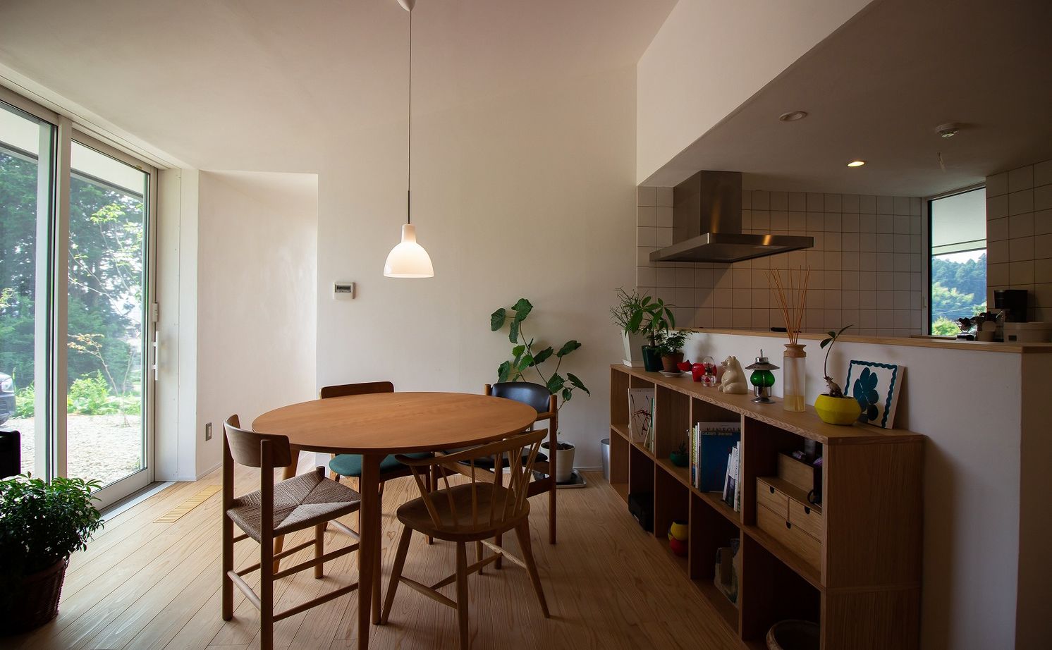 NASUホーム/那須土木 【間取り図有/23坪】自然の良さを住まい環境に取り込む。ココロとカラダが安らぐ、心地良い平屋の住まいの建築実例画像6