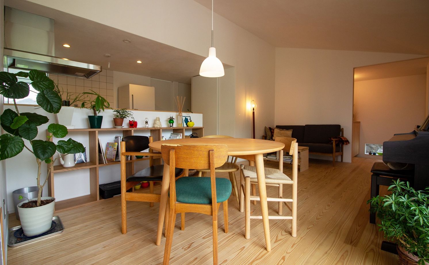 NASUホーム/那須土木 【間取り図有/23坪】自然の良さを住まい環境に取り込む。ココロとカラダが安らぐ、心地良い平屋の住まいの建築実例画像7