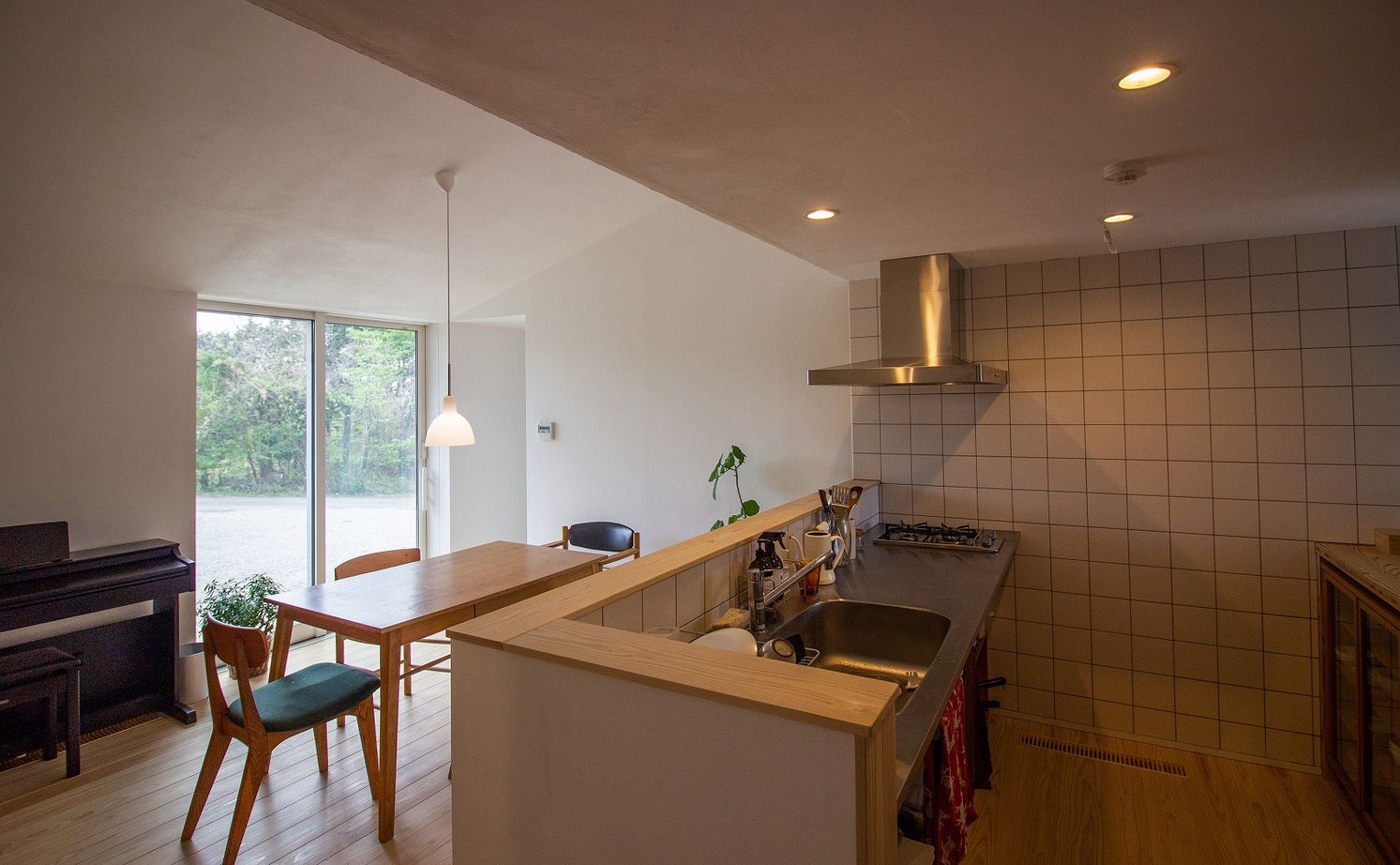 NASUホーム/那須土木 【間取り図有/23坪】自然の良さを住まい環境に取り込む。ココロとカラダが安らぐ、心地良い平屋の住まいの建築実例画像9