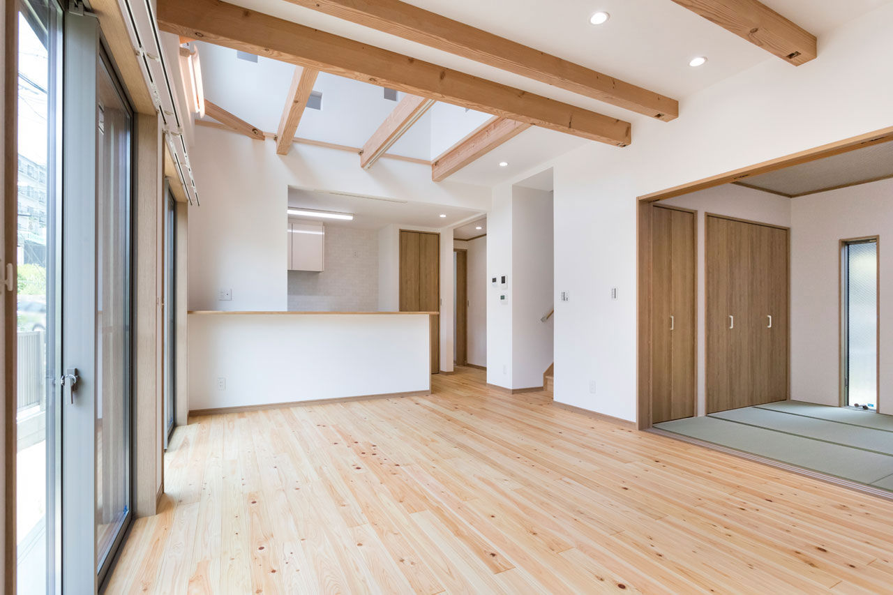 レアルハウス 【愛知|1000万円台|30坪台】間取りを何度も熟考。吹抜けリビングを中心にスイスイ家事ができる家にの建築実例画像3