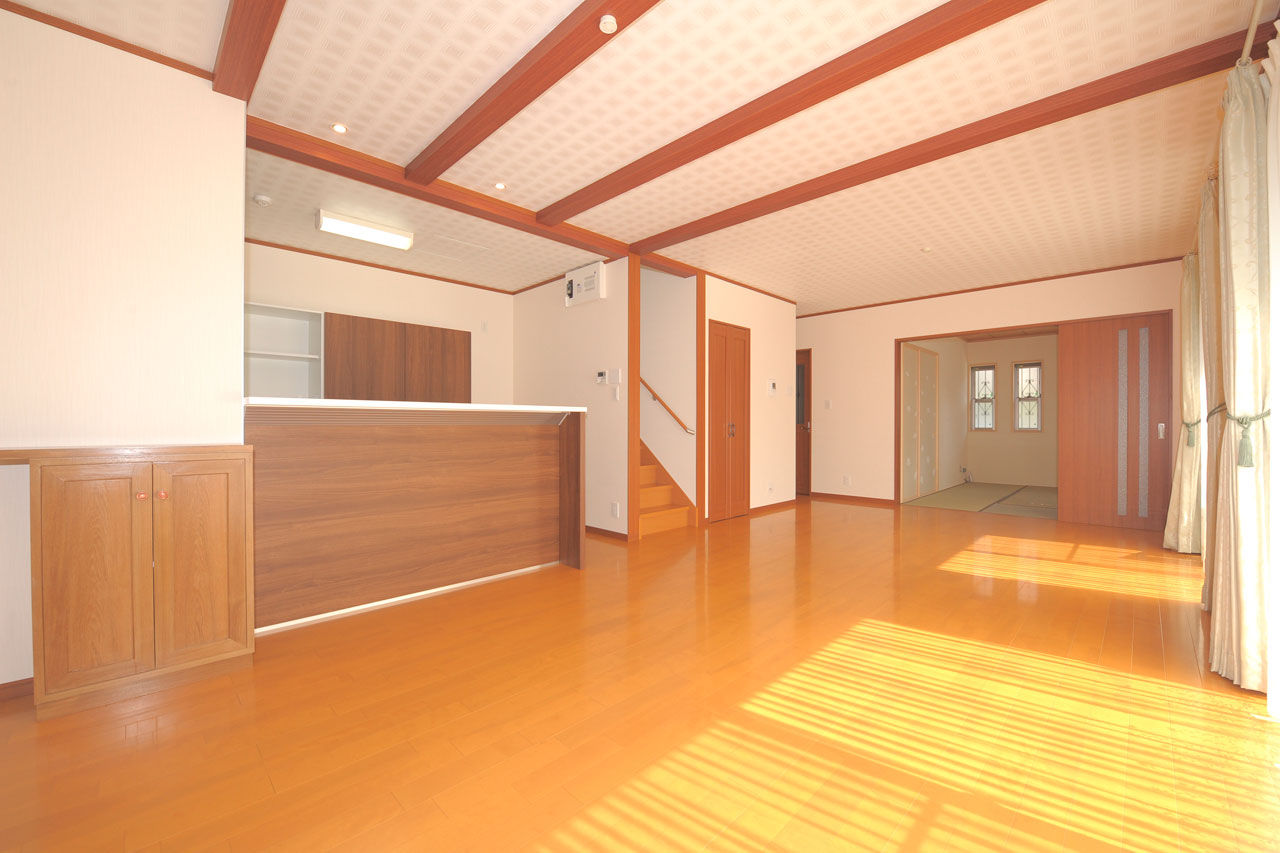 レアルハウス 【愛知|1000万円台|30坪台|自然素材|制震】塗り壁とレンガが彩る南欧風な家に強い構造をしっかり内蔵の建築実例画像4