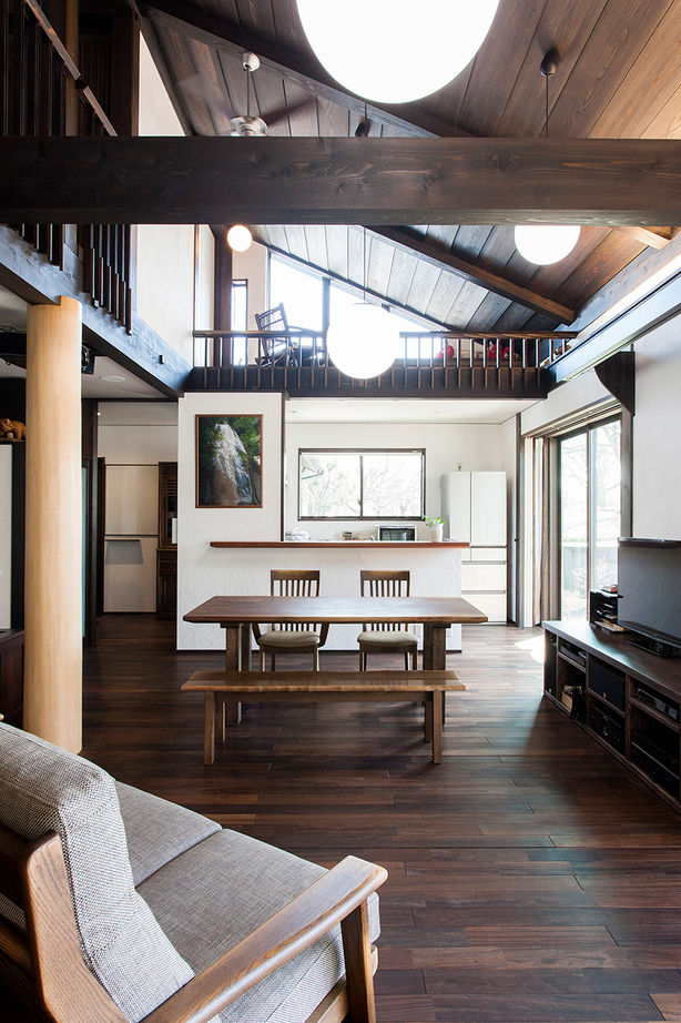 ハウジングサービス 【5LDK+車庫+倉庫】四季の美しさを取り入れ、自然の力を活用したパッシブデザインの建築実例画像3