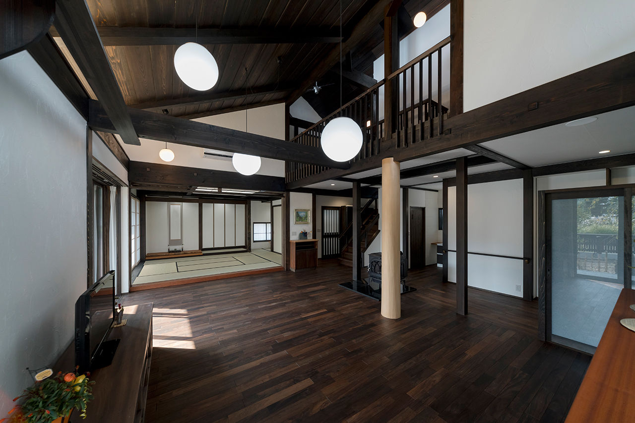 ハウジングサービス 【5LDK+車庫+倉庫】四季の美しさを取り入れ、自然の力を活用したパッシブデザインの建築実例画像7