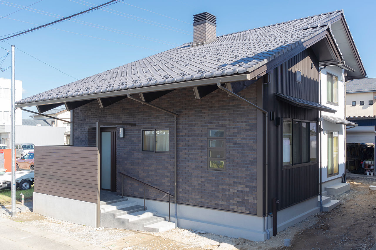 ハウジングサービス 【2LDK×吹き抜け×予備室】日々の暮らしをいつくしむ。平屋をベースにした、夫婦ふたりの理想の我が家の建築実例画像2