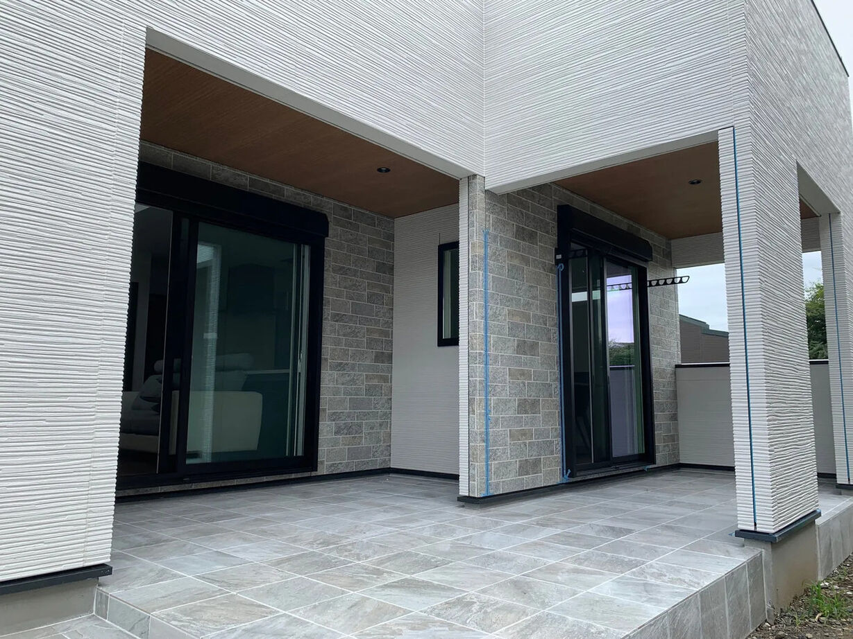 山田工務店 【3000万円台/38坪】吹き抜けで開放感あるリゾート風注文住宅の建築実例画像2