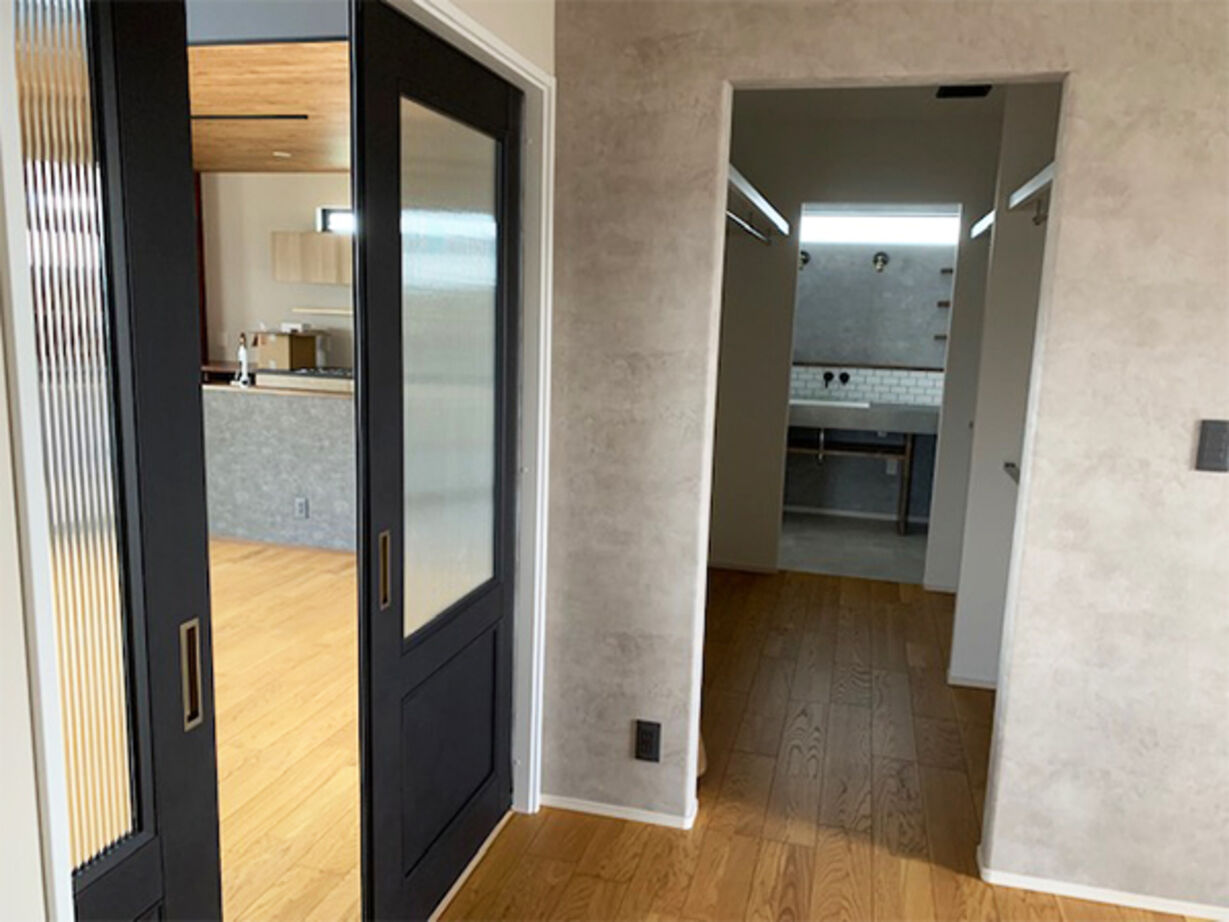 山田工務店 勾配天井で広々リビングがある平屋の住まいの建築実例画像9