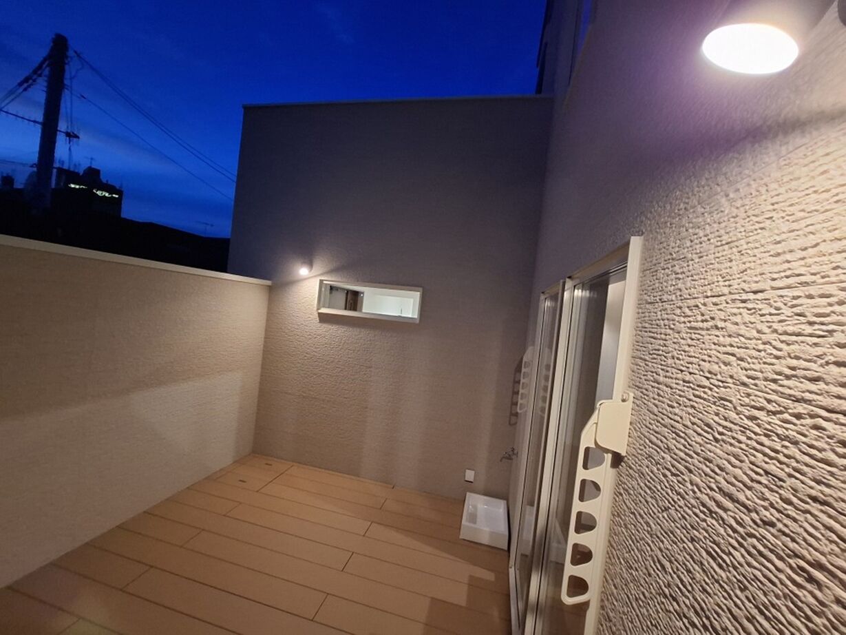 山田工務店 美しいグラフテクトキッチンが空間をスタイリッシュに飾る住まいの建築実例画像8