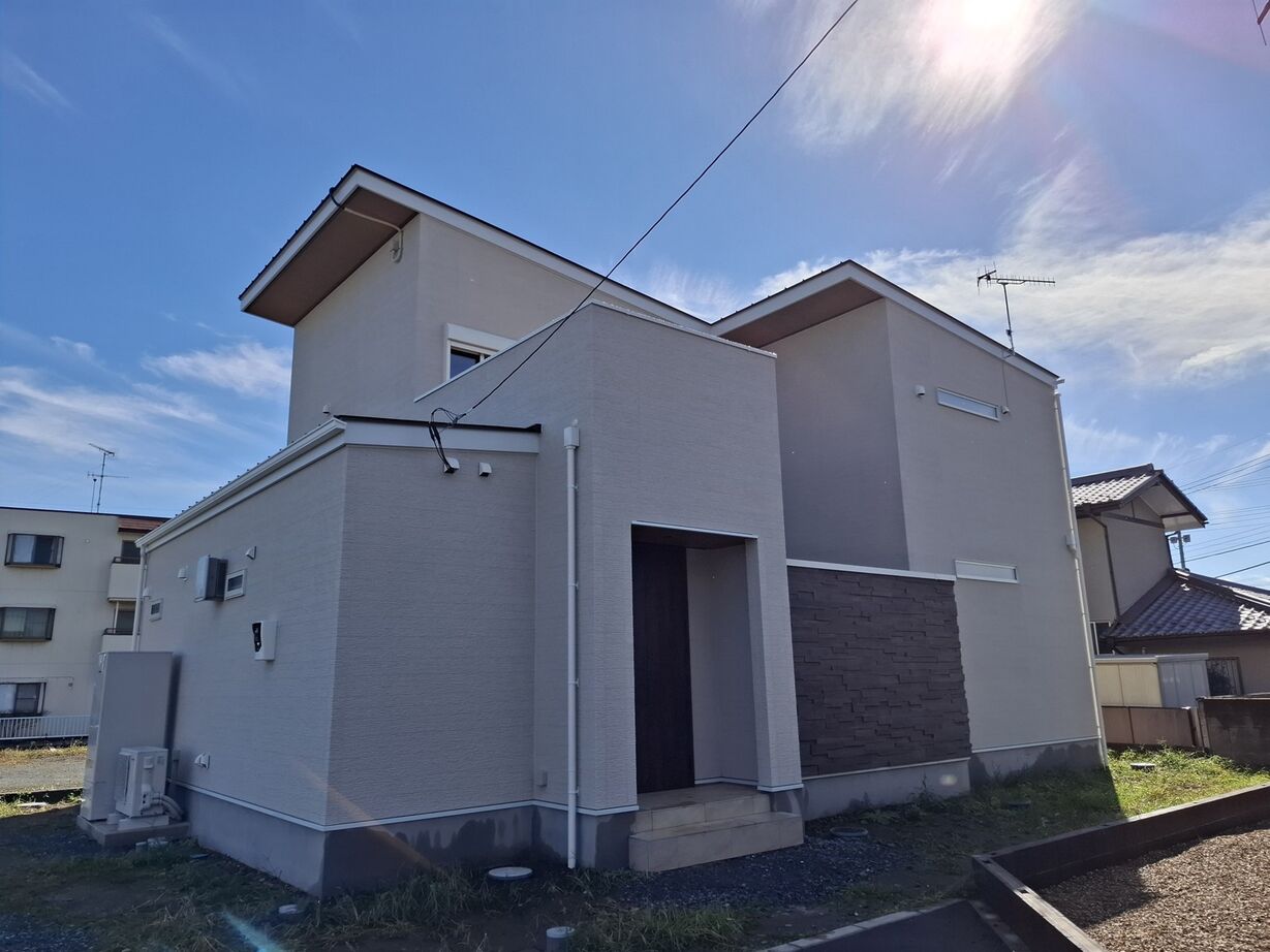 山田工務店 美しいグラフテクトキッチンが空間をスタイリッシュに飾る住まいの建築実例画像9