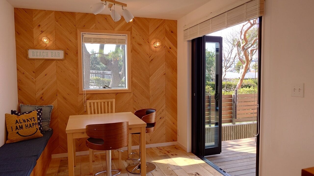 Oceansforest HOMES（豊木材株式会社） 【2000万円台/30坪/吹抜け/バルコニー】外とのつながりを楽しむ、ちょっと大人なサーファーズハウスの建築実例画像4