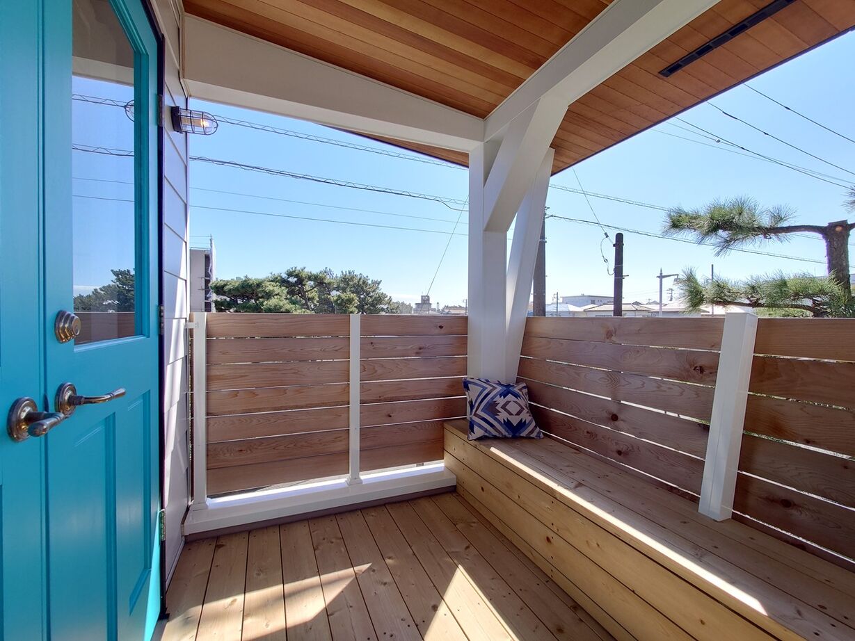 Oceansforest HOMES（豊木材株式会社） 【2000万円台/30坪/吹抜け/バルコニー】外とのつながりを楽しむ、ちょっと大人なサーファーズハウスの建築実例画像9