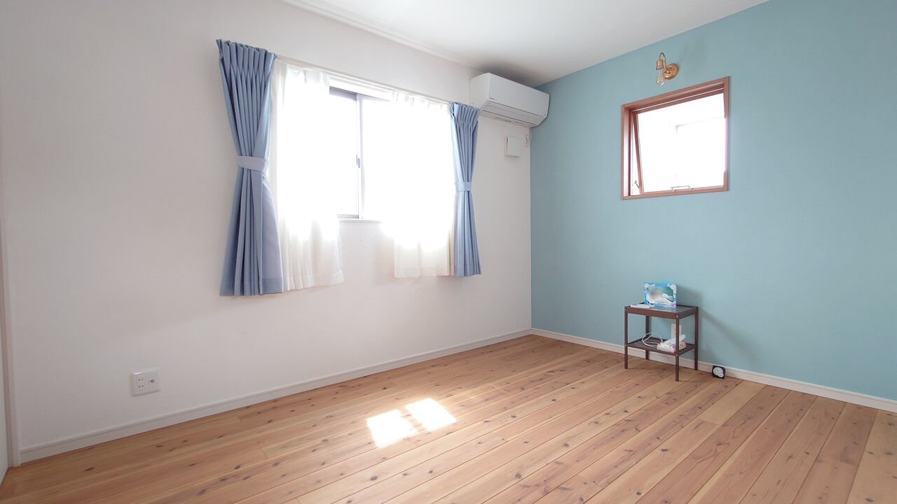 Oceansforest HOMES（豊木材株式会社） 【2000万円台/40坪/ビルトインガレージ】愛車のメンテナンスや畑仕事を満喫できる山小屋風の家の建築実例画像9